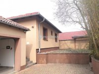 Eladó családi ház, Vecsésen 149.9 M Ft, 4+1 szobás