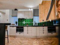 Eladó téglalakás, VII. kerületben 158 M Ft, 4 szobás