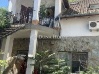 Eladó családi ház, XVIII. kerületben 199.9 M Ft, 9 szobás