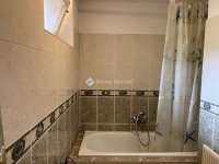 Eladó családi ház, Pátyon 99.9 M Ft, 3 szobás