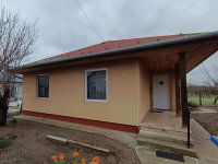 Eladó családi ház