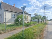 Eladó családi ház, Tápiószecsőn 68 M Ft, 4 szobás
