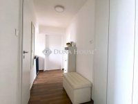 Eladó téglalakás, Pécsett 54.9 M Ft, 3 szobás