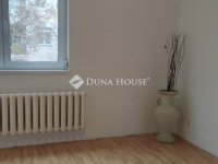 Eladó téglalakás, Székesfehérvárott 57 M Ft, 3 szobás