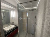 Eladó téglalakás, V. kerületben 195 M Ft, 3 szobás