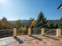 Eladó családi ház, II. kerületben 365.75 M Ft, 6 szobás