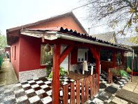 Eladó családi ház