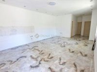 Eladó családi ház, Zsámbokon 52.5 M Ft, 3+1 szobás