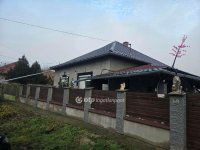 Eladó családi ház