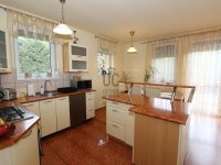 Eladó ikerház, Kistarcsán 119.9 M Ft, 4 szobás