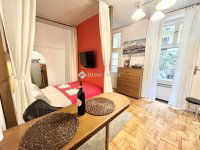 Eladó téglalakás, V. kerületben 128 M Ft, 2 szobás