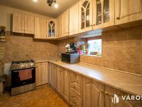 Eladó családi ház, Sukorón 75 M Ft, 3 szobás