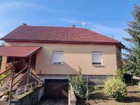 Eladó családi ház