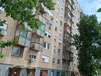 Eladó panellakás, Szolnokon 33 M Ft, 2 szobás