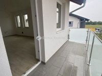 Eladó téglalakás, Dunaharasztin 89.625 M Ft, 3 szobás