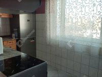 Eladó panellakás, Tatabányán 41.9 M Ft, 3 szobás