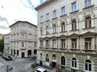 Eladó téglalakás, VI. kerületben 89 M Ft, 2 szobás