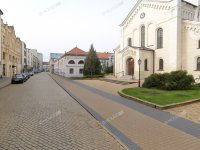 Eladó üzlethelyiség