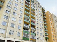 Eladó panellakás, Debrecenben 64.5 M Ft, 2 szobás