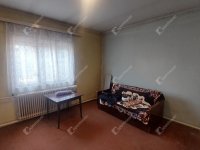 Eladó családi ház, Kecskéden 34.99 M Ft, 3 szobás