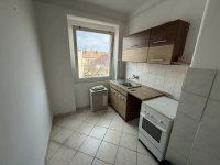 Eladó téglalakás, Várpalotán 43.5 M Ft, 2 szobás