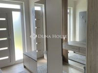 Eladó ikerház, Veresegyházon 229 M Ft, 5 szobás