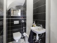 Eladó családi ház, Kecskeméten 120 M Ft, 6 szobás