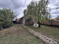 Eladó ikerház, Cegléden 19.9 M Ft, 2 szobás