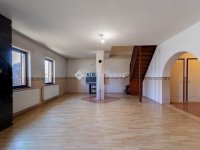 Eladó családi ház, XVIII. kerületben 104.9 M Ft, 6 szobás