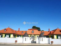 Eladó családi ház, Jánossomorján 783.603 M Ft, 6 szobás