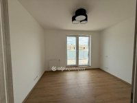 Eladó téglalakás, XIII. kerületben 162.4 M Ft, 4 szobás