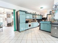 Eladó családi ház, Budapesten, XV. kerületben 160 M Ft