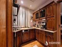 Eladó családi ház, Győrött 219.99 M Ft, 7+2 szobás