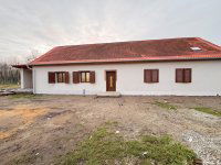 Eladó családi ház