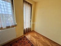 Eladó családi ház, Pécsett 129 M Ft, 10 szobás