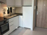 Eladó panellakás, III. kerületben 52 M Ft, 1 szobás