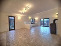 Eladó családi ház, Ürömön 229 M Ft, 5 szobás