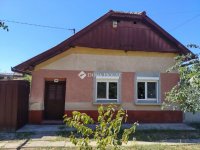 Eladó családi ház, Tótkomlóson, Arany János utcában 11 M Ft
