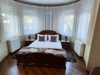 Eladó üzlethelyiség, Harkányban 169 M Ft, 19 szobás