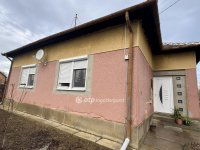 Eladó családi ház