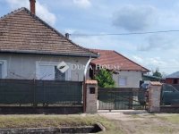 Eladó családi ház, Ceglédbercelen 53 M Ft, 3 szobás
