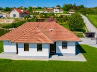 Eladó családi ház, Alsópáhokon 99 M Ft, 3 szobás