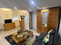 Kiadó téglalakás, albérlet, VI. kerületben, Zichy Jenő utcában