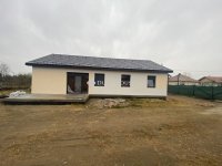 Eladó családi ház, Dabason 89.9 M Ft, 4 szobás