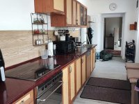Eladó családi ház, Alapon 24.999 M Ft, 4 szobás