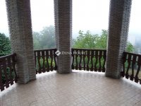 Eladó családi ház, Komlón 80 M Ft, 6 szobás