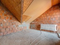 Eladó családi ház, Gödön 99.9 M Ft, 6 szobás