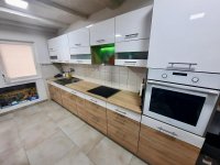 Eladó családi ház, Dunakeszin 258.5 M Ft, 8 szobás