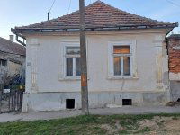 Eladó családi ház, Göncön 12 M Ft, 2 szobás