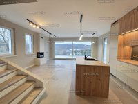 Eladó ikerház, III. kerületben 249.9 M Ft, 5 szobás